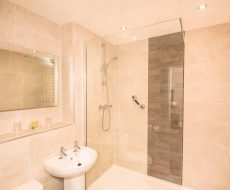 Alder bathroom